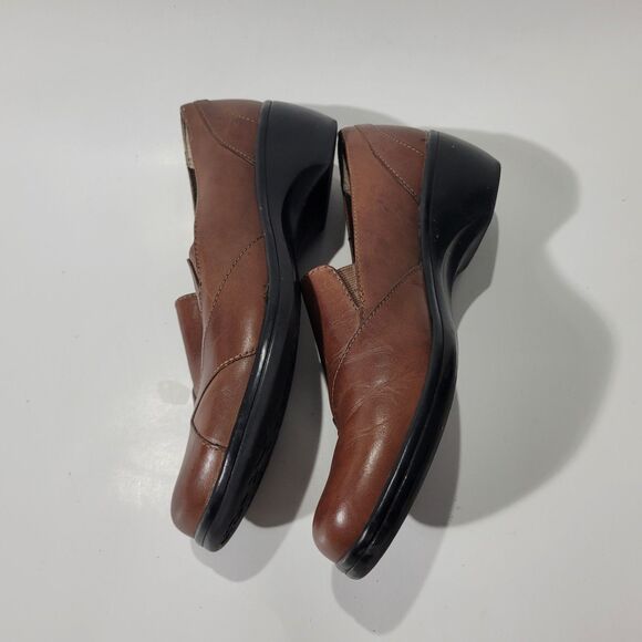 Clarks Slip On Loafers Brown sz 9 - Picture 8 of 10